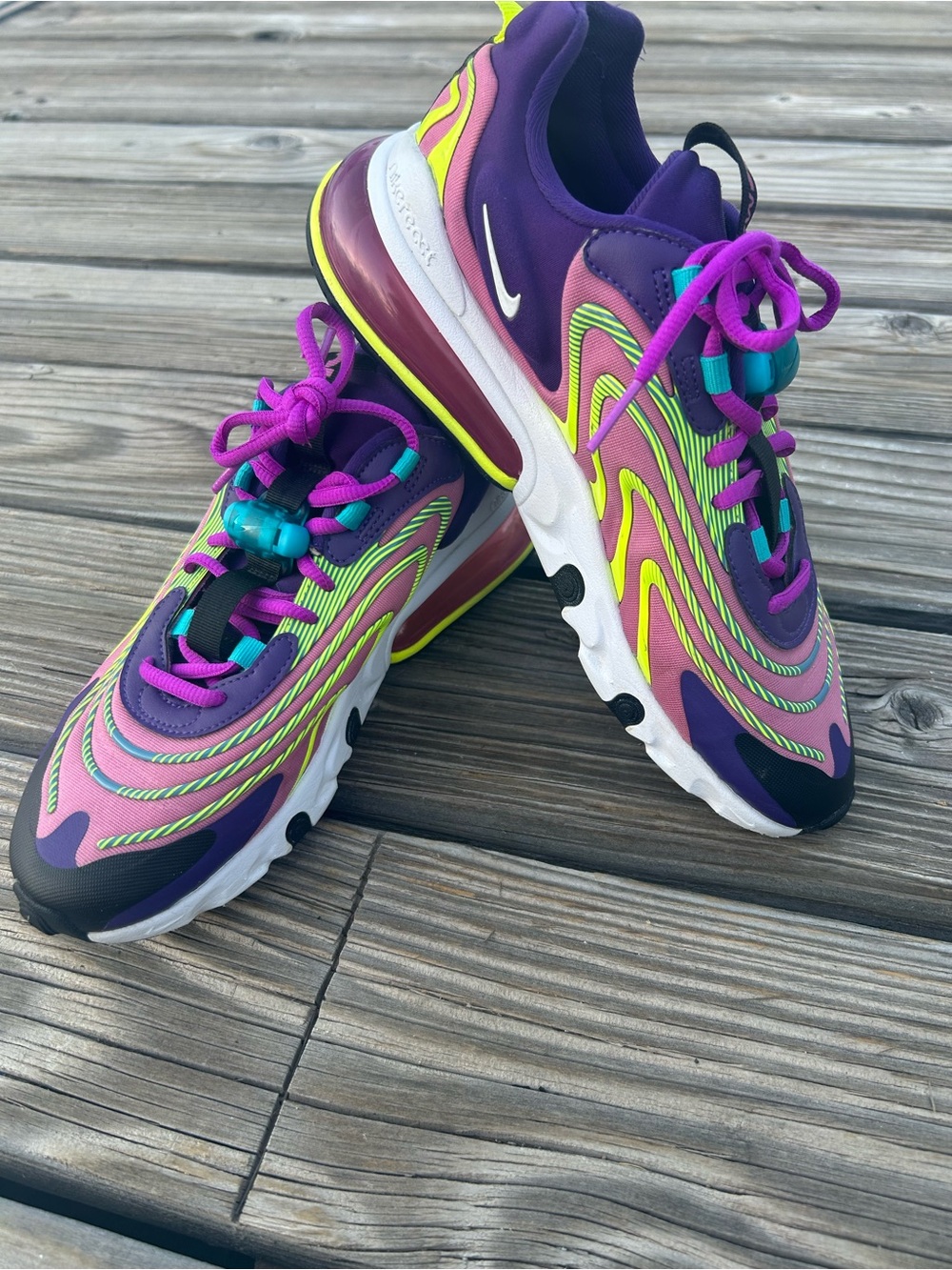 2019 Nike Air Max 270 React Women’s Sneaker